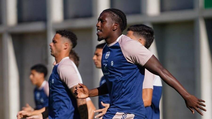 Hurtado trabaja a la par e iría al banco