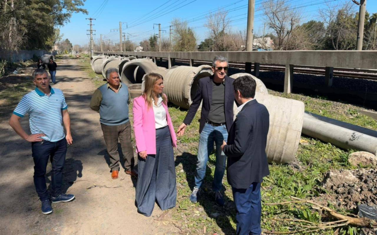 Randazzo cuestionó “la falta de gestión” desde una estación de Tren Universitario abandonada en el Conurbano