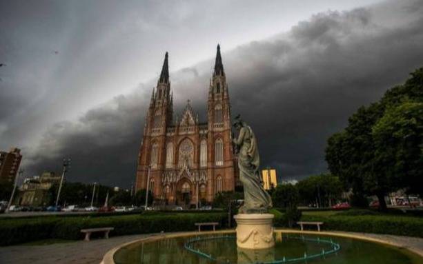 Llega Santa Rosa a La Plata pero antes se podrá disfrutar de un sábado primaveral