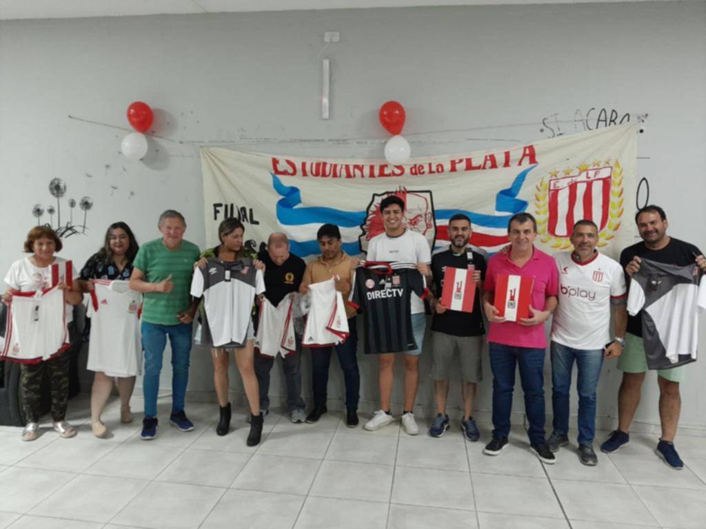 La historia de la filial albirroja de Santiago