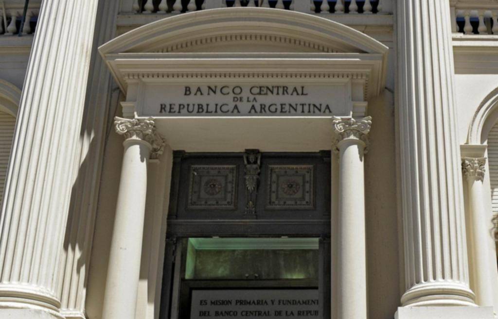 ¿El fin de las bandas?: cuál será la política cambiaria del Gobierno