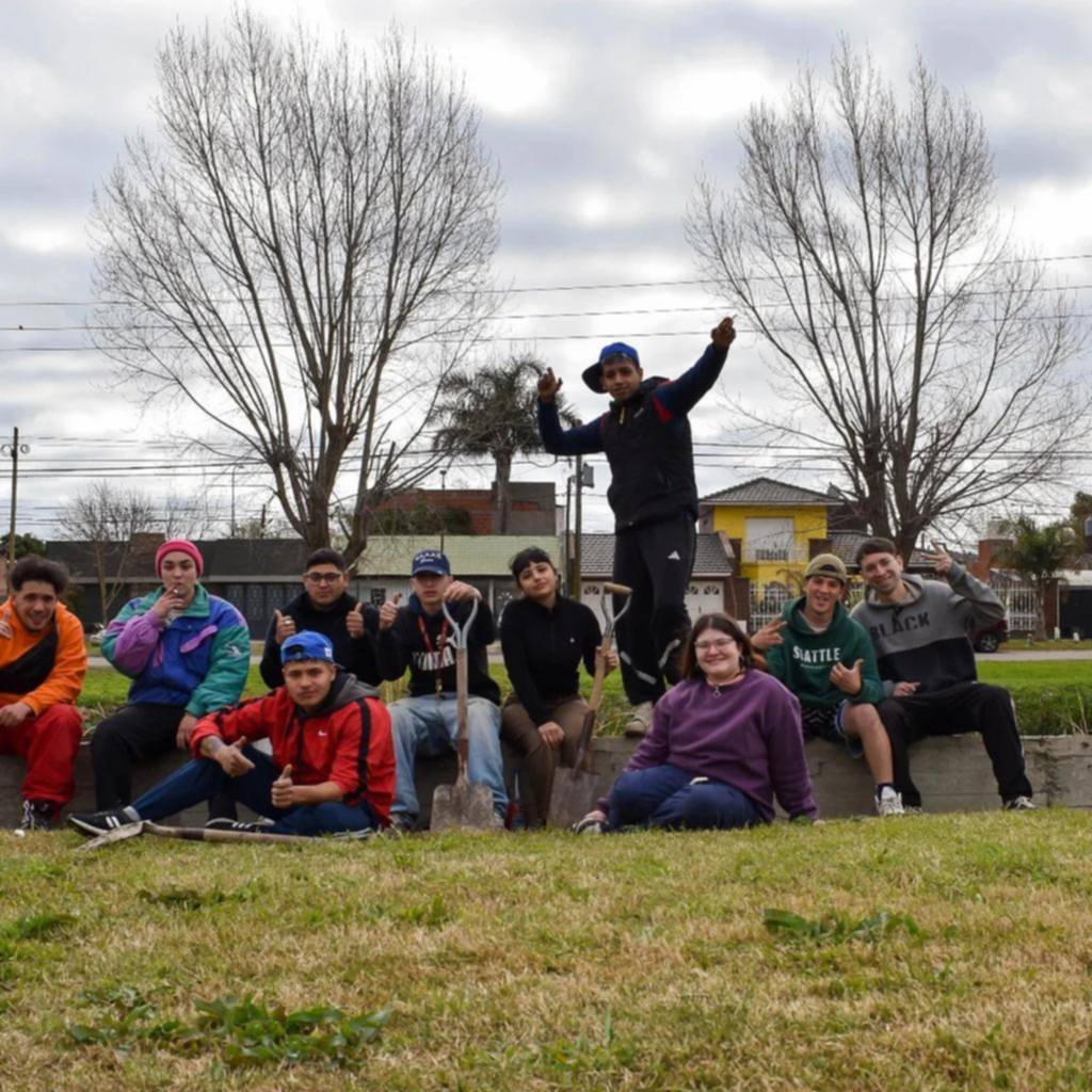 Los pibes de Berisso que mezclan freestyle y la ecología