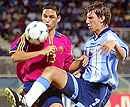 Argentina, a puro gol, pasó a cuartos