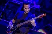 El músico Pedro Aznar vuelve a la carga con su nuevo disco, “Puentes Amarillos”