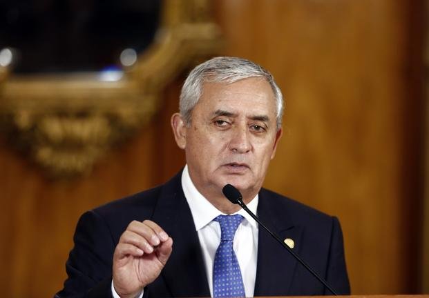 Acusado de corrupción, renunció el presidente de Guatemala