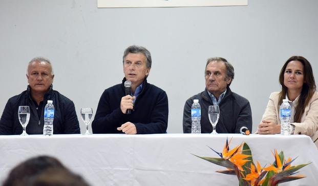 Macri: "Los que nos vinculan con los '90 han estado en los '90"