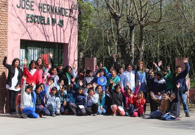 Una escuela detrás de un sueño: que los chicos conozcan el mar