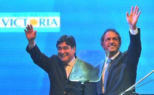 Scioli prometió "traer" al país "un piso de 30 mil millones de dólares" anuales