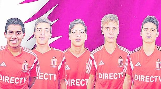 Juveniles viajan con destino a Qatar