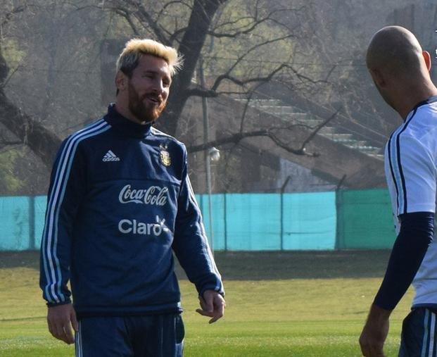 Argentina, con el debut de Bauza y la presencia de Messi, ante Uruguay