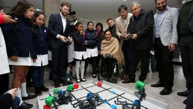 Michetti, Bullrich y Morales lanzaron en Jujuy el primer centro infantil de tecnología