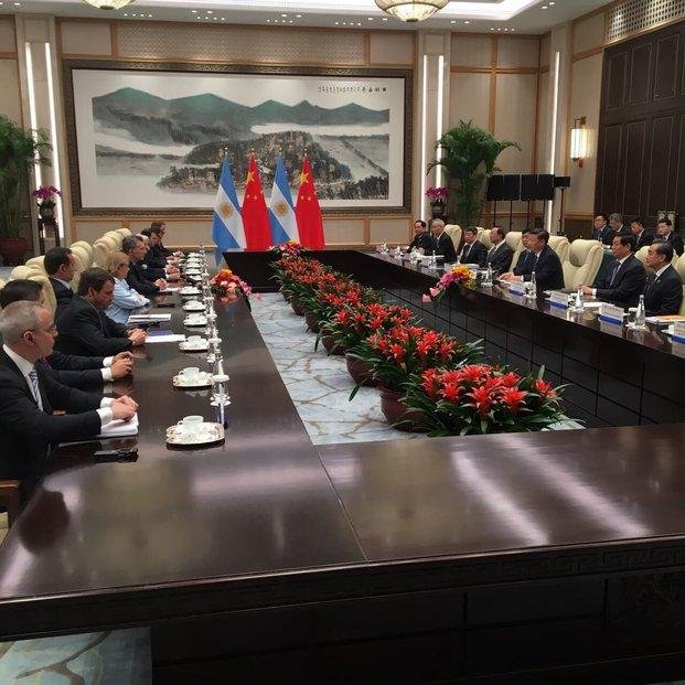 Macri se reunió con Xi Jinping, en el comienzo de su agenda en China