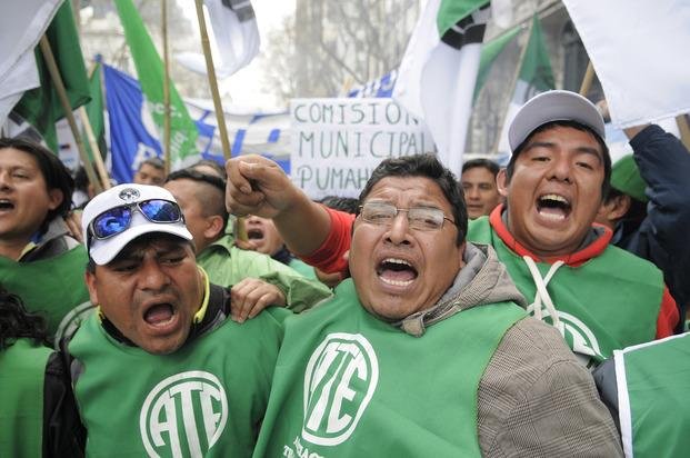 El Gobierno admite que se perdieron más de 70 mil empleos