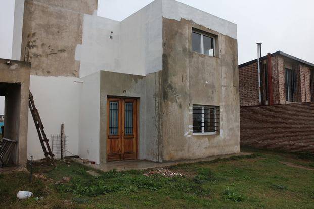 Video: Otra familia de  Villa Castells la pasó mal por un intento de asalto