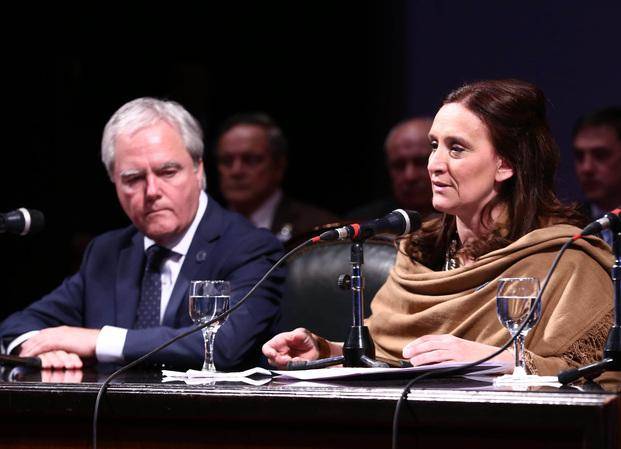 Pinedo acusó a dirigentes kirchneristas de buscar "desestabilizar" al Gobierno