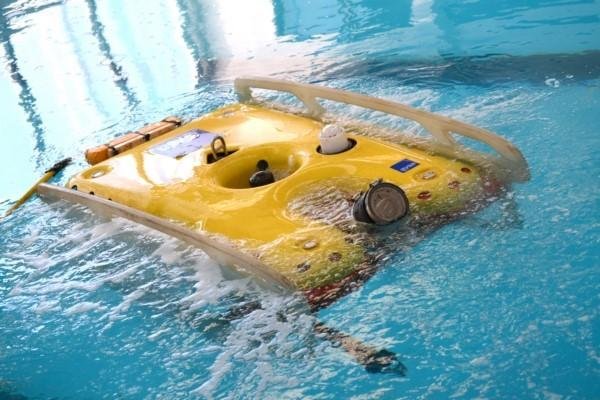 Un mini submarino de AYSA inspeccionará el río subterráneo de Lanús