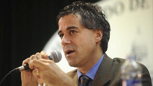 Un grupo de personalidades pidió la destitución de Rafecas