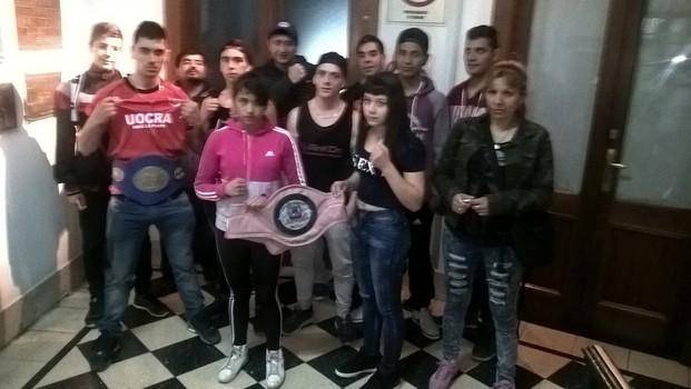 Festival de boxeo local