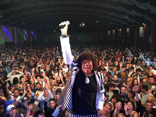 La Mona Jiménez anunció que se operará de la garganta