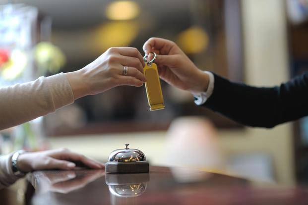 El tarifazo de los servicios jaquea al sector hotelero