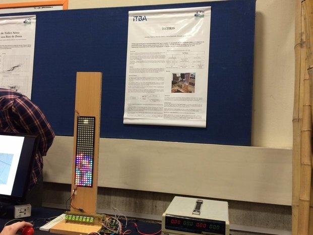 Un Tetris  en LED, la estrella de la Feria de Robótica