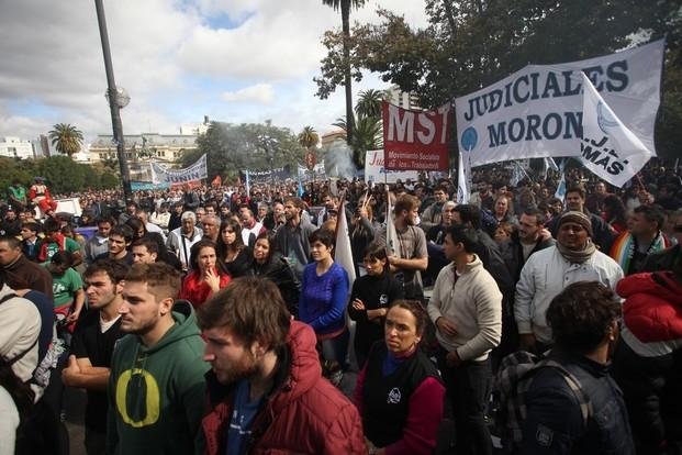 Judiciales, médicos y estatales de la administración vuelven al paro