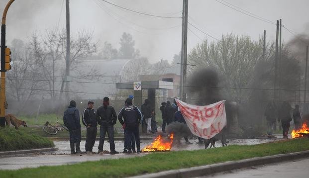 Continúa la usurpación en 161 y 526