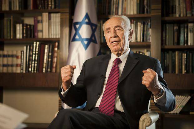 El ex presidente israelí Shimon Peres, en coma