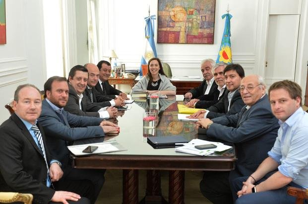 Vidal se reunió con intendentes peronistas en la Ciudad