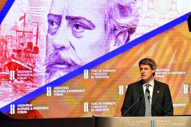 Ante el Foro de Negocios, diferencias por la inflación