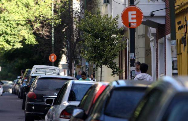 Habilitan posible suba del estacionamiento medido