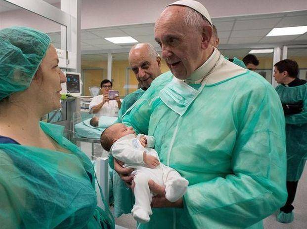El Papa renovó el reclamo  a Europa por los refugiados