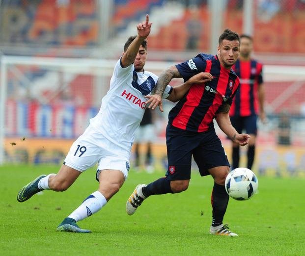 San Lorenzo ganó y sigue prendido en la pelea de arriba