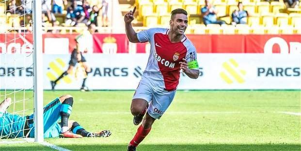 Mónaco goleó y continúa arriba