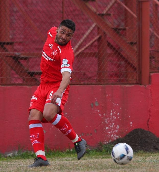 Camba recibe a Deportivo Merlo