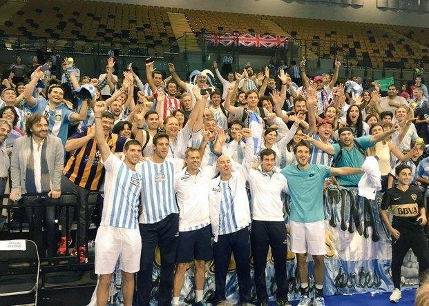 Leo Mayer no se consideró el “héroe” y le tiró flores a Delpo