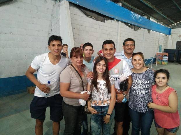 Con el aliento de toda la familia