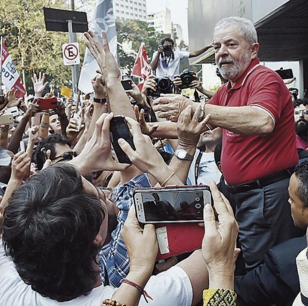 Lula irá a juicio en Brasil por corrupción y lavado de dinero