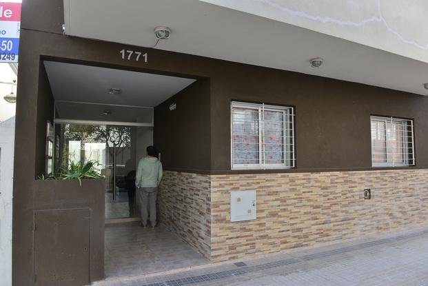 Ladrones desvalijaron un departamento en La Loma