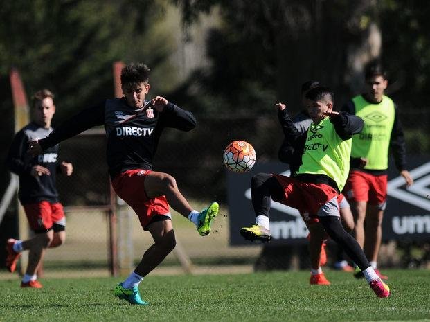 El Pincha hace fútbol para disipar las dudas