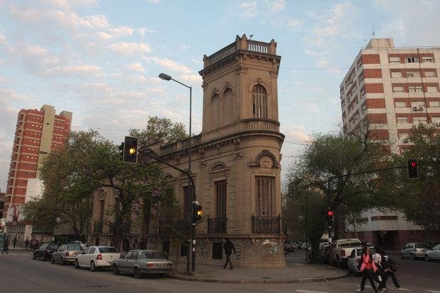 Avanza la puesta en valor del palacio Campodónico