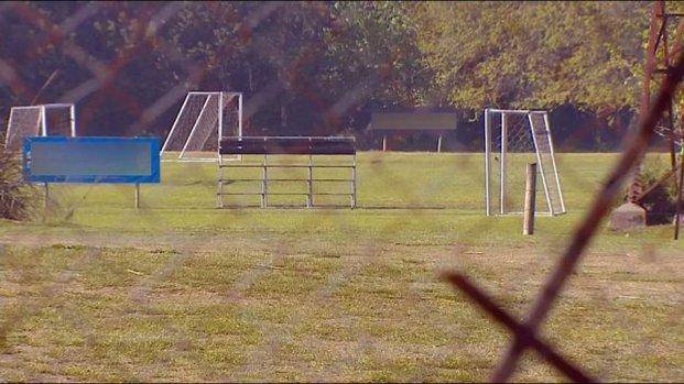 Un chico 14 años en grave estado tras caérsele encima un arco de fútbol
