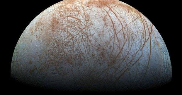La NASA detectó posibles emisiones de vapor en una luna de Júpiter