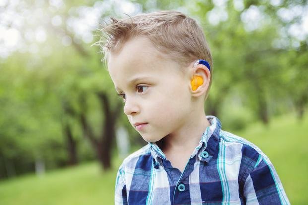 Remarcan la importancia de la detección precoz de la sordera