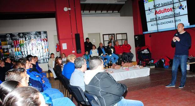 Curso de reanimación cardiopulmonar para la Policía Local