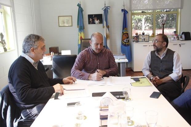 Proyecto de la escuela municipal de capacitación