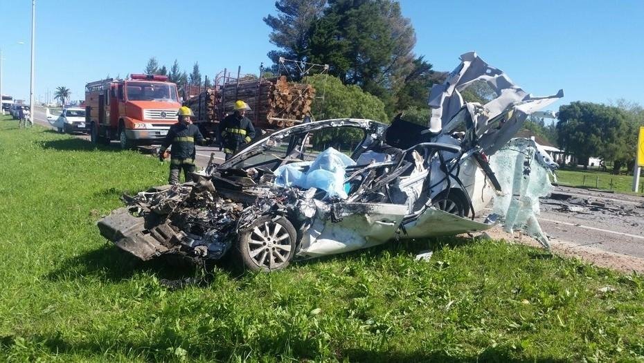 Tres argentinos se mataron en un accidente en Uruguay