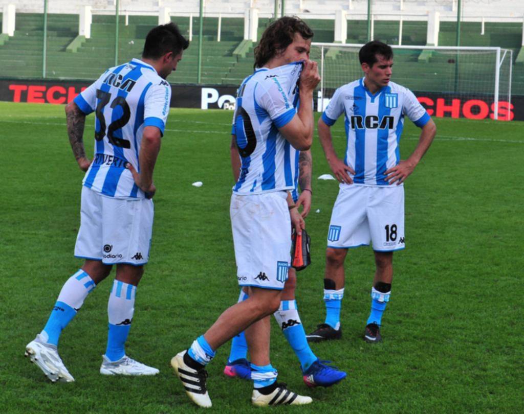 Racing quedó eliminado y hay mucha bronca