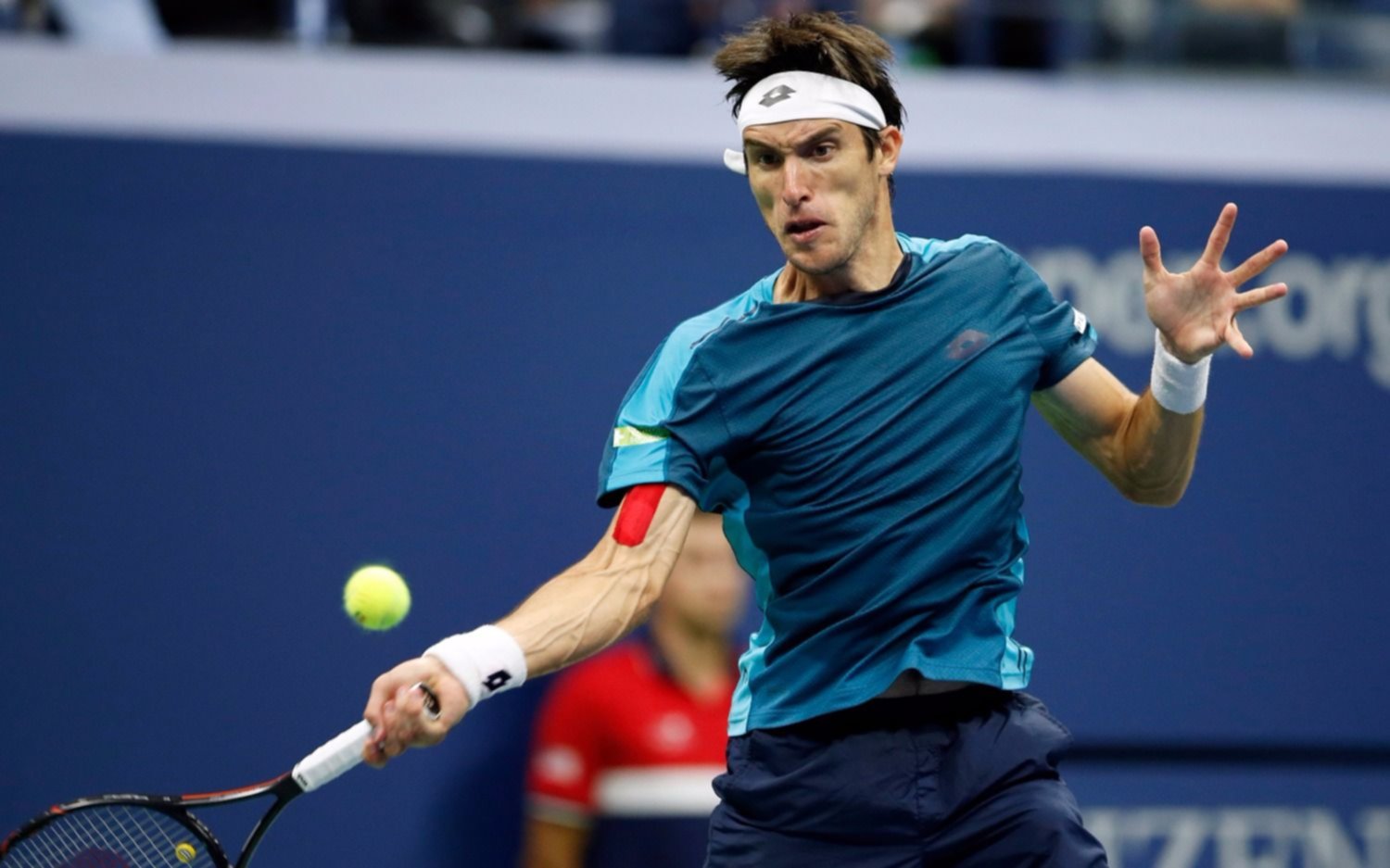 Mayer batalló pero no pudo con Nadal