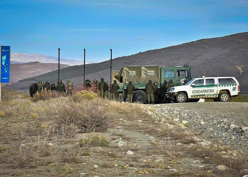 Un jefe de la Gendarmería de Esquel asegura que “acá no se detuvo ni se mató a nadie”
